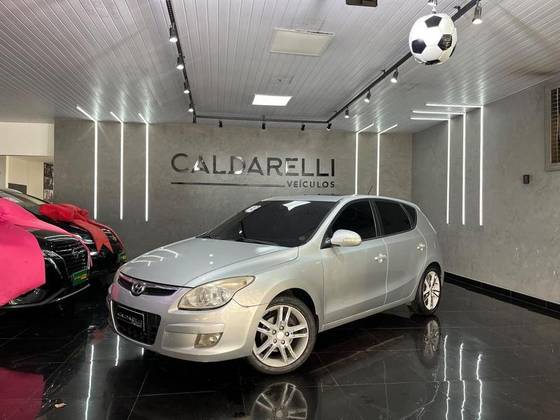 HYUNDAI I30 2.0 MPFI GLS 16V GASOLINA 4P AUTOMÁTICO HYUNDAI I30 2.0 MPFI GLS 16V GASOLINA 4P AUTOMÁTICO